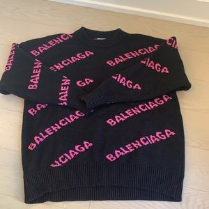 Balancinga black sweater